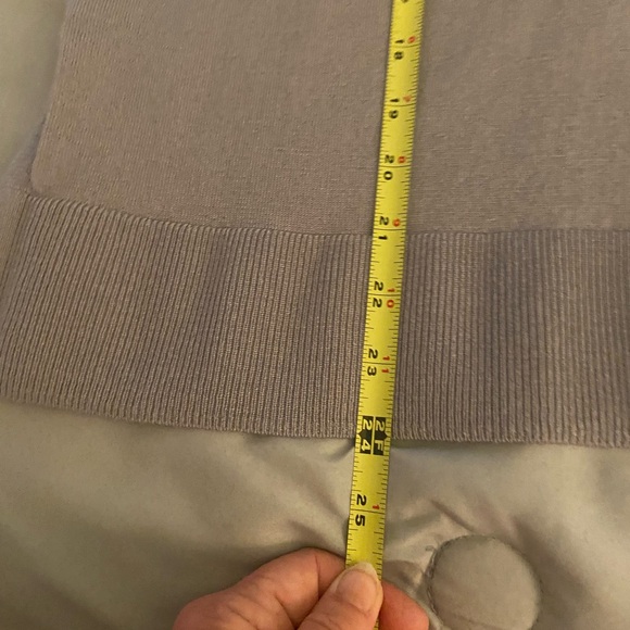 Banana Republic Women's Cowl Neck Sweater - Light Gray Merino Wool - Picture 13 of 15